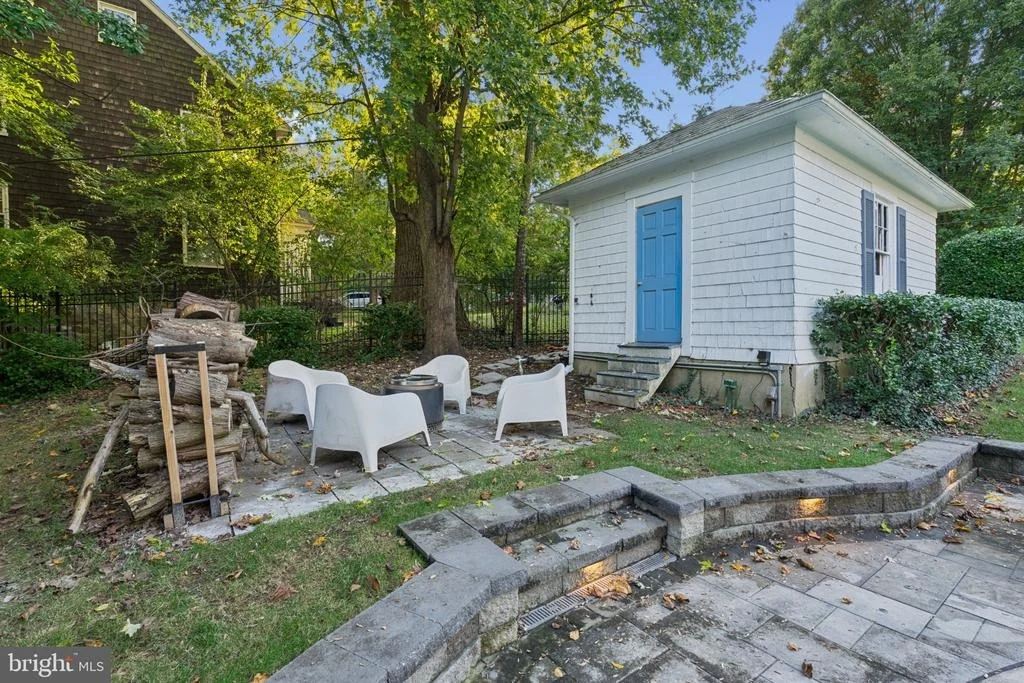 Photo of 2111 CARTERDALE ROAD