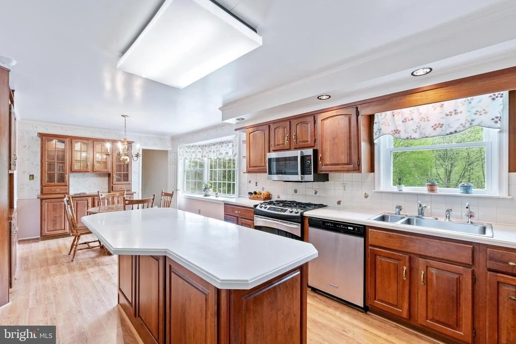 Photo of 3432 FALLING GREEN ROAD
