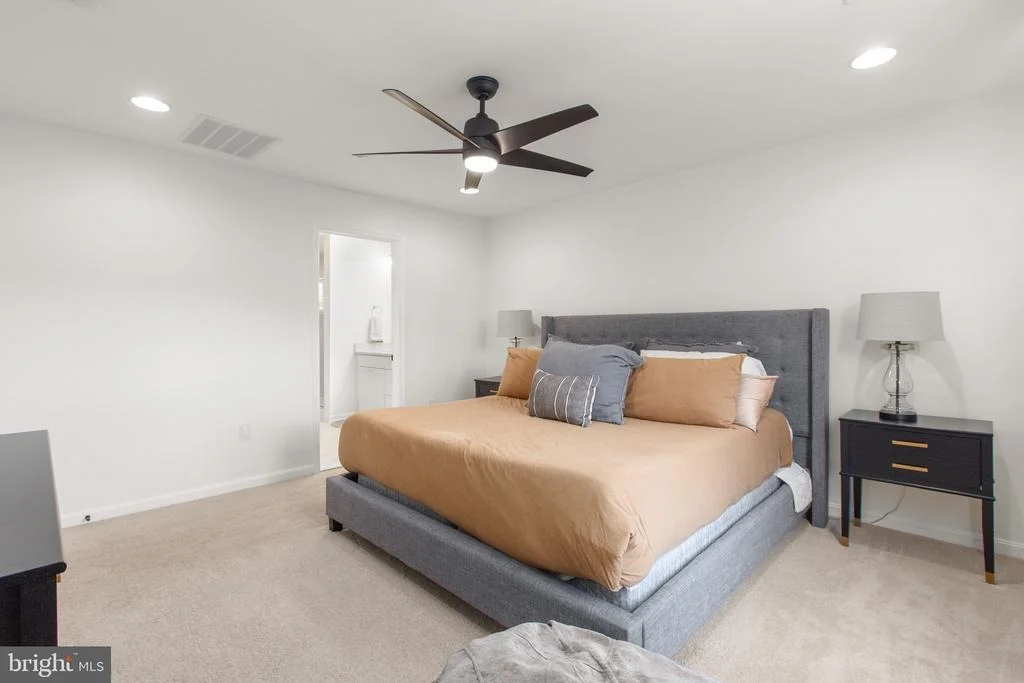 Photo of 725 ELECTRIC AVENUE