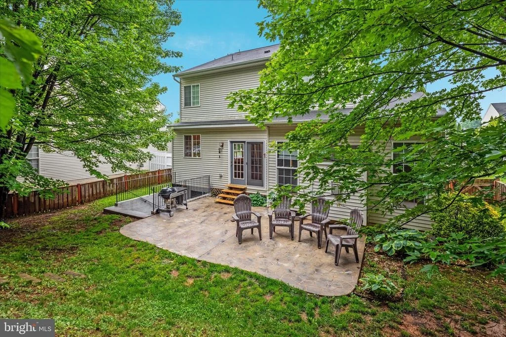 Photo of 660 BEEHIVE WAY