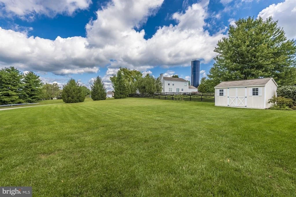 Photo of 4106 BENNINGTON PLACE W