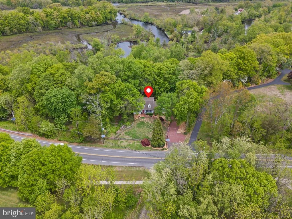 Photo of 42 CREEK ROAD