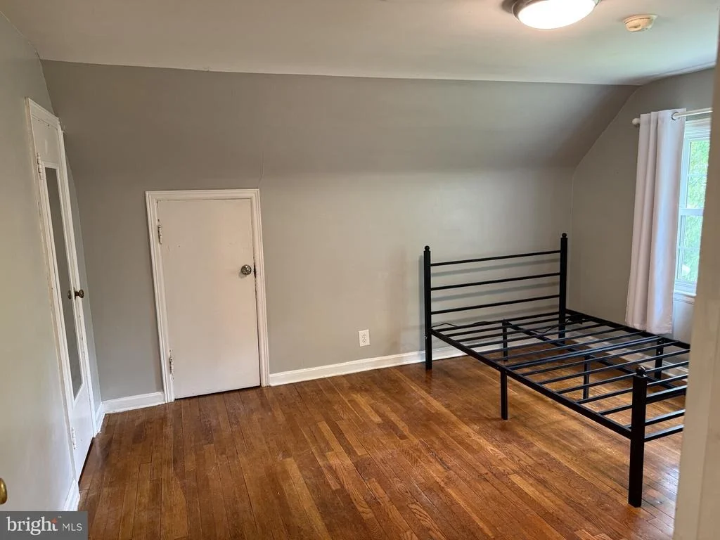 Photo of 32 FAIRFAX DRIVE