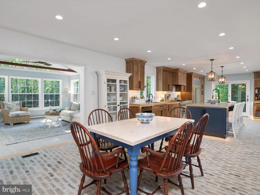 Photo of 6439 MEADOWLARK DRIVE