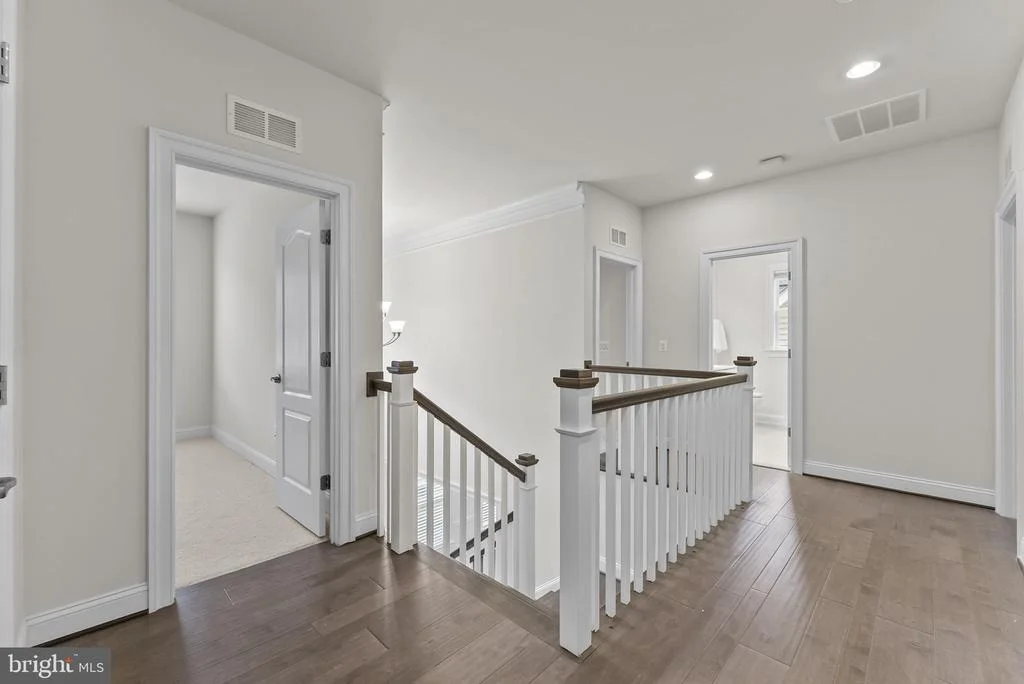 Photo of 23754 KILKERRAN DRIVE