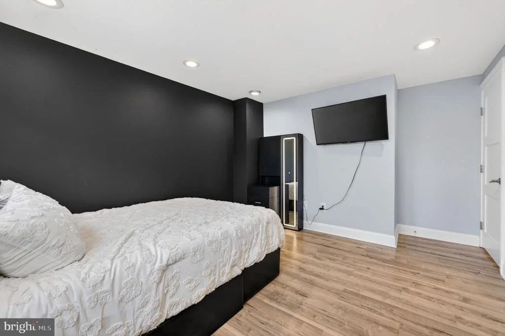 Photo of 4202 MINSTRELL LANE