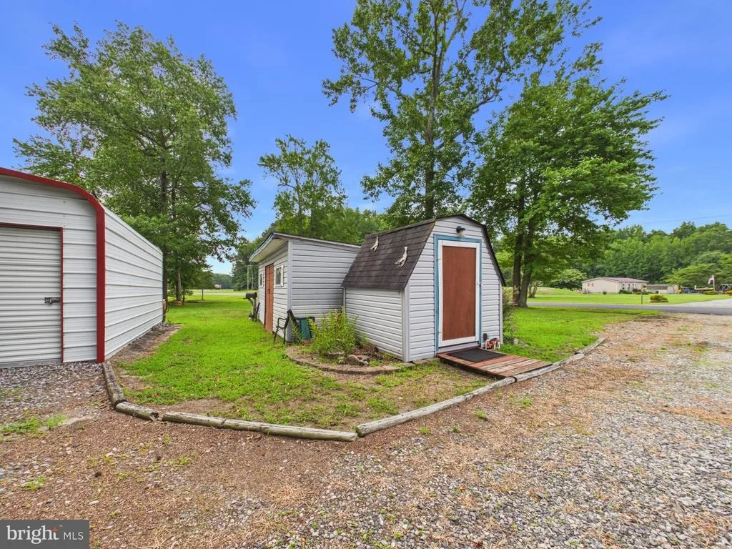 Photo of 18395 MCCOLLEYS CHAPEL ROAD