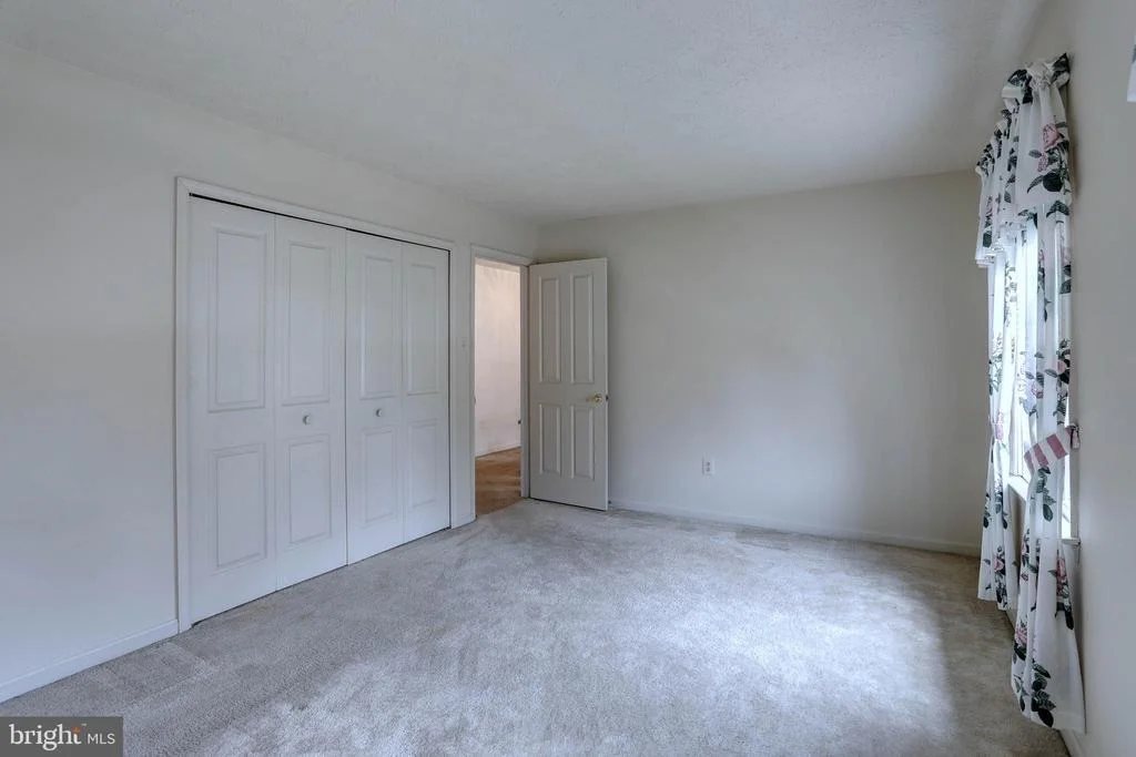 Photo of 2317 SNOWFLAKE DRIVE