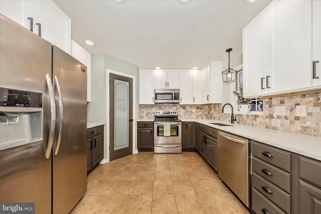 Photo of 6510 OLDE PINE DRIVE