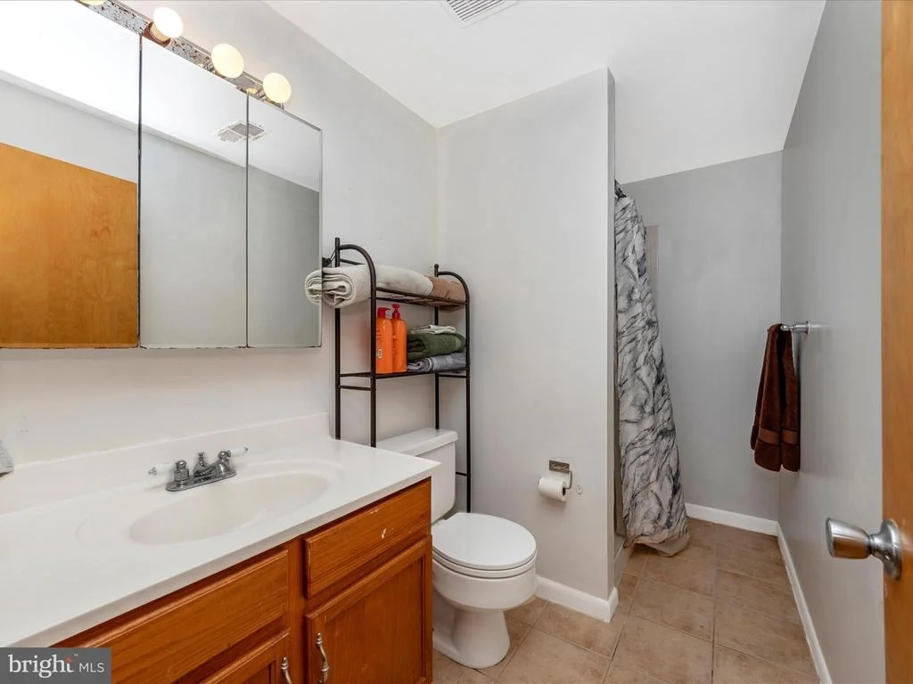 Photo of 6264 AUDUBON DRIVE