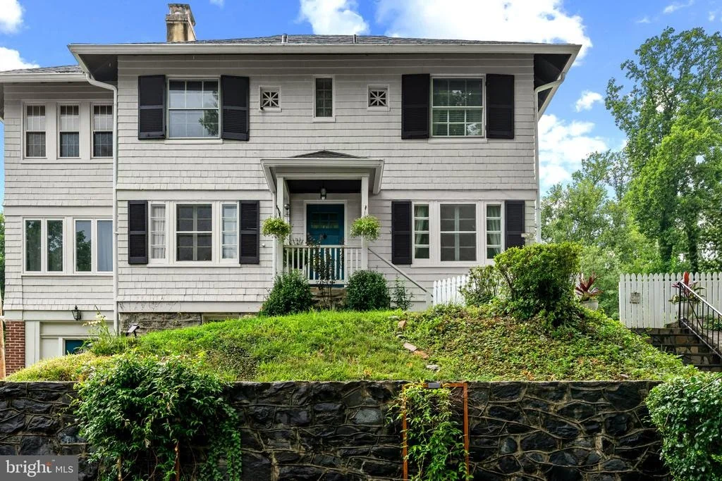 Photo of 1804 FAIRBANK ROAD