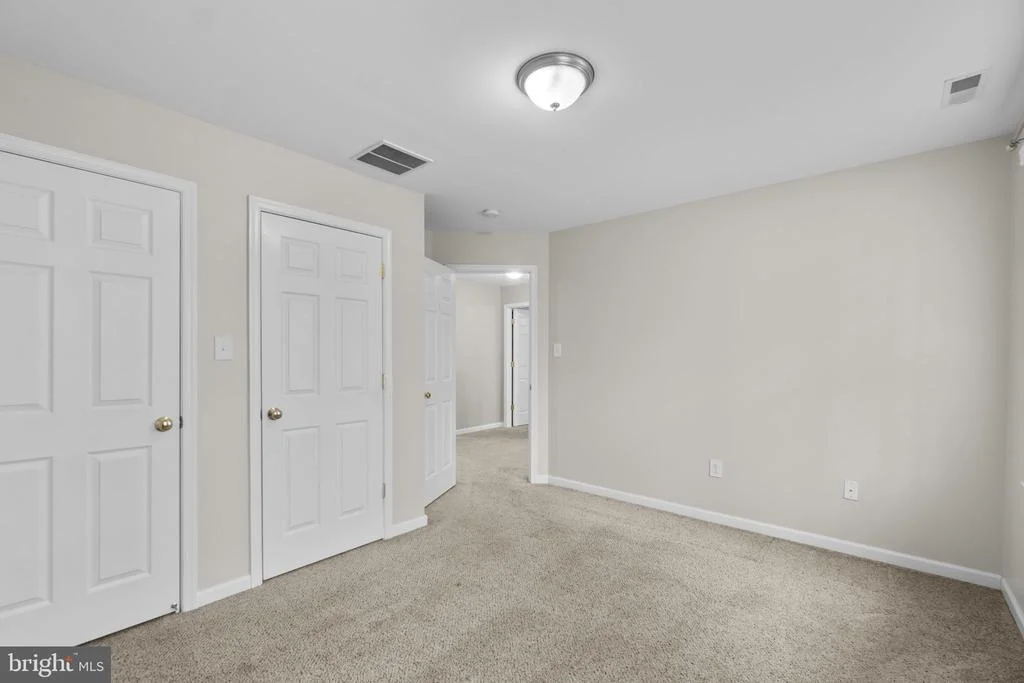 Photo of 1877 GARRETT ROAD