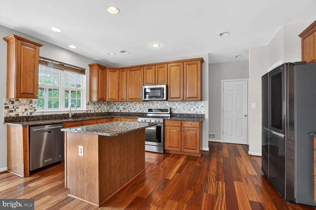 Photo of 25845 SPRING FARM CIRCLE