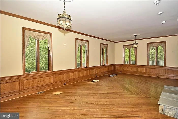 Photo of 11612 SPRINGRIDGE ROAD