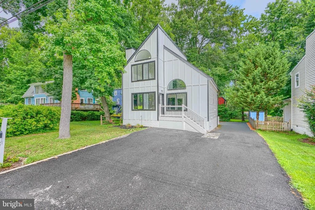 Photo of 1412 ELLIS ROAD