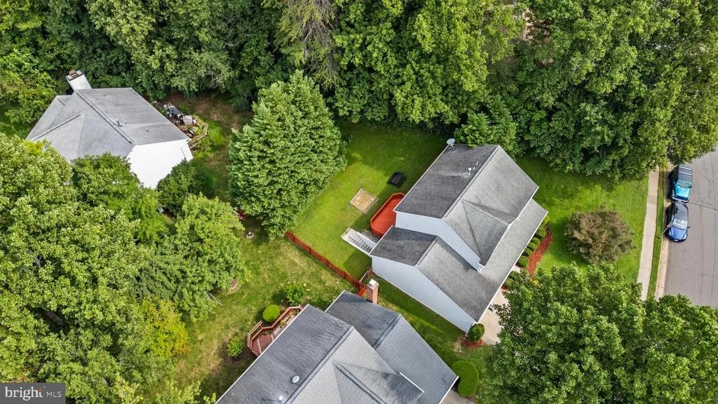 Photo of 9261 MATTHEW DRIVE