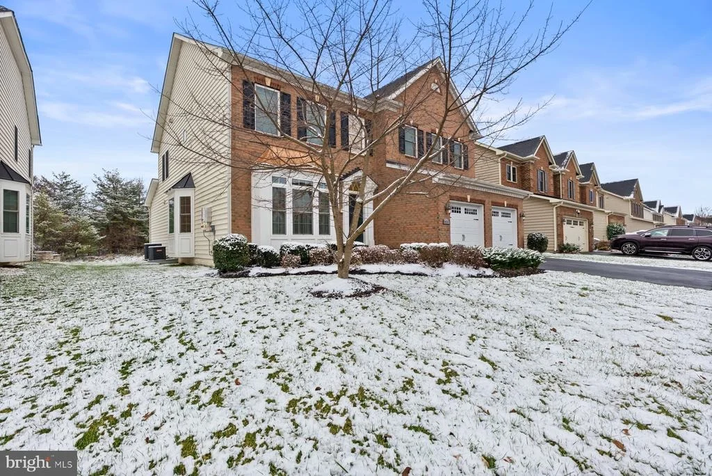 Photo of 14517 HIGHBURY LANE