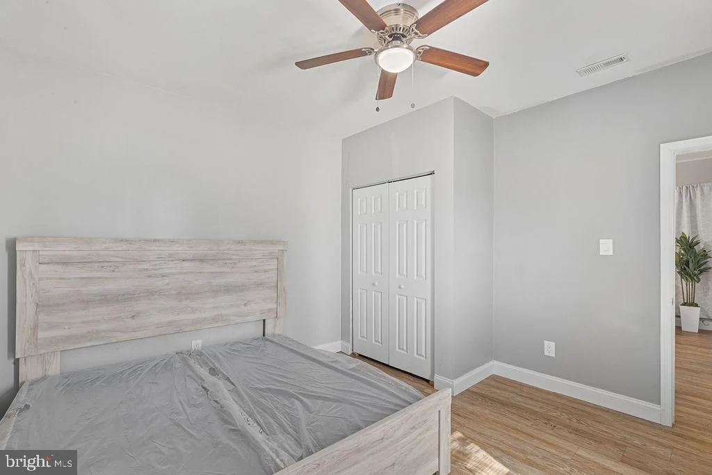 Photo of 8489 ARBUTUS ROAD