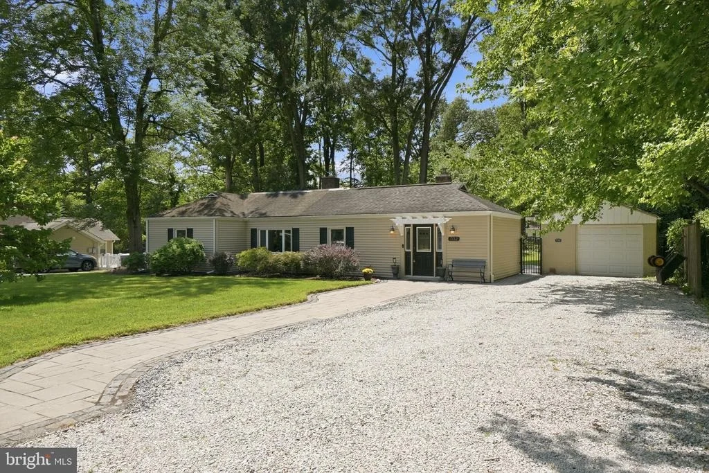 Photo of 7712 FRANCES DRIVE