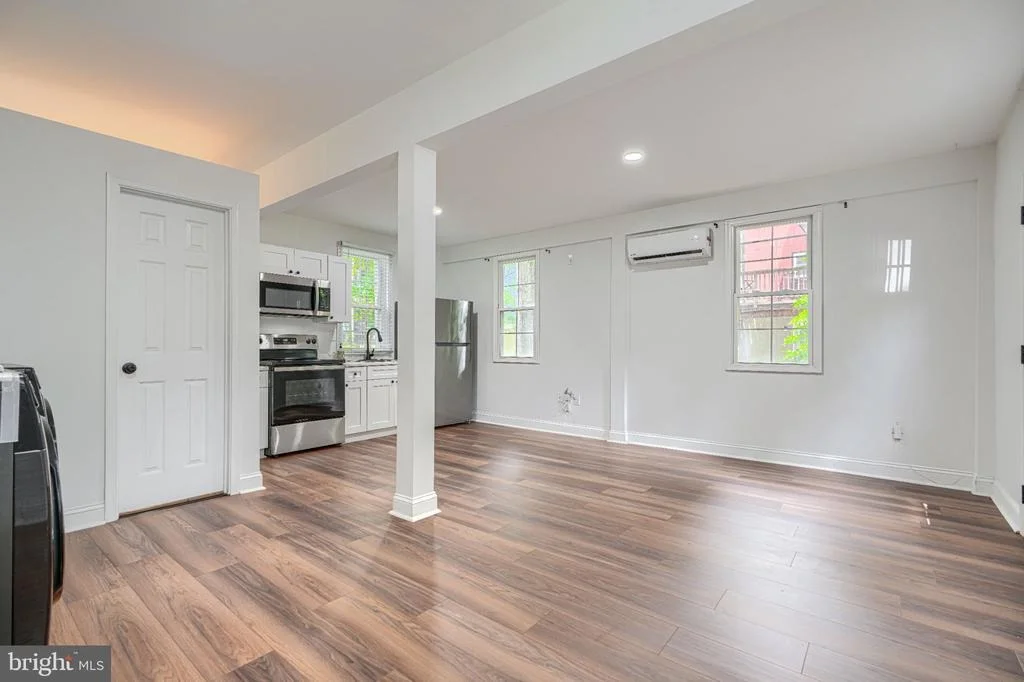 Photo of 1412 ELLIS ROAD