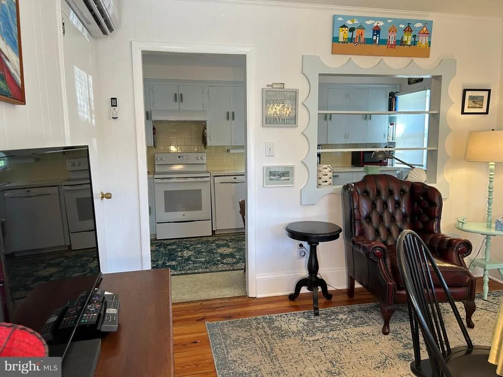 Photo of 203 WALNUT STREET
