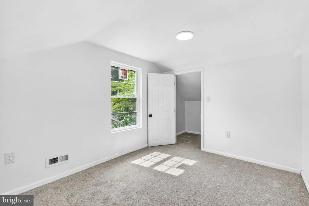 Photo of 23 GLOUCESTER AVENUE