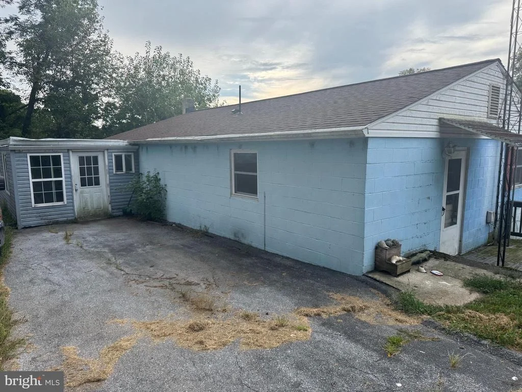 Photo of 57 HOFF ROAD