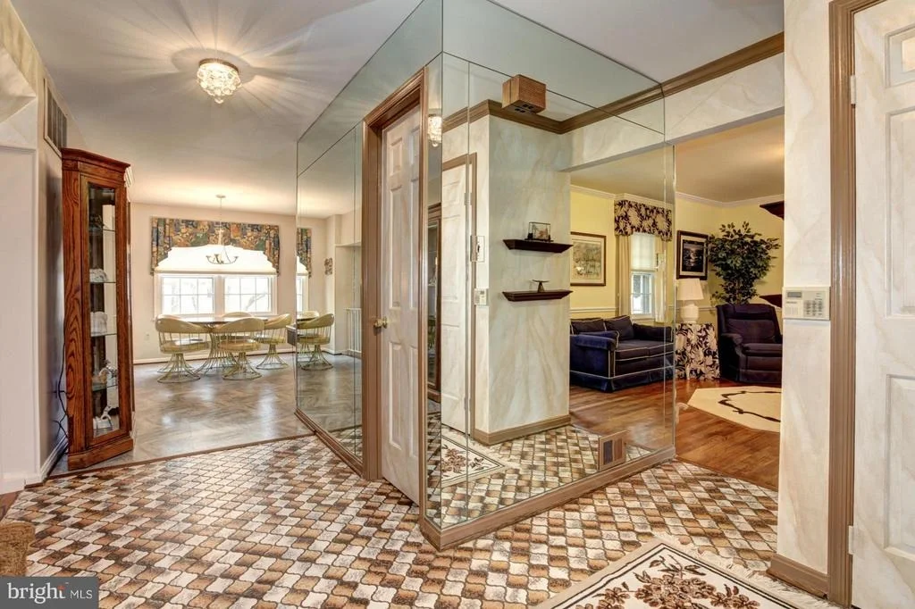 Photo of 15222 CENTERGATE DRIVE