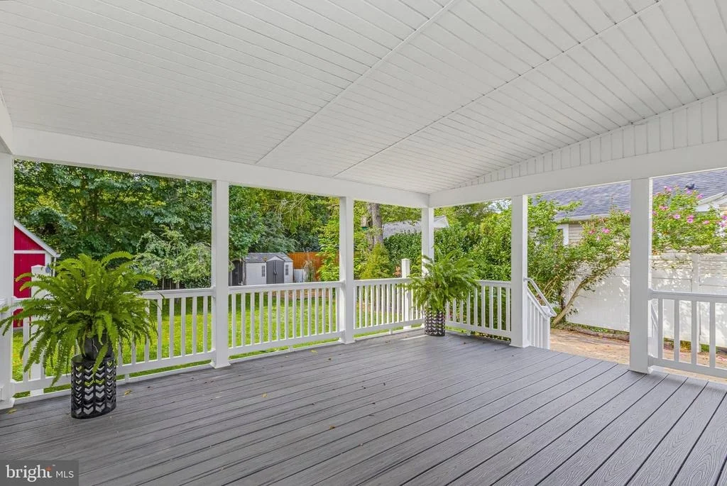 Photo of 717 MAPLETON ROAD