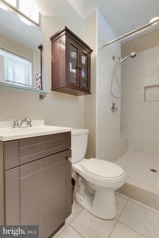 Photo of 6924 VANCOUVER ROAD