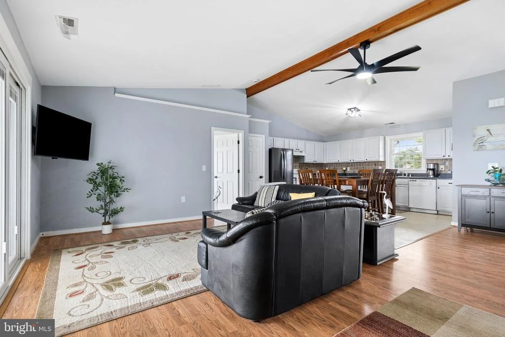 Photo of 339 POTOMAC DRIVE