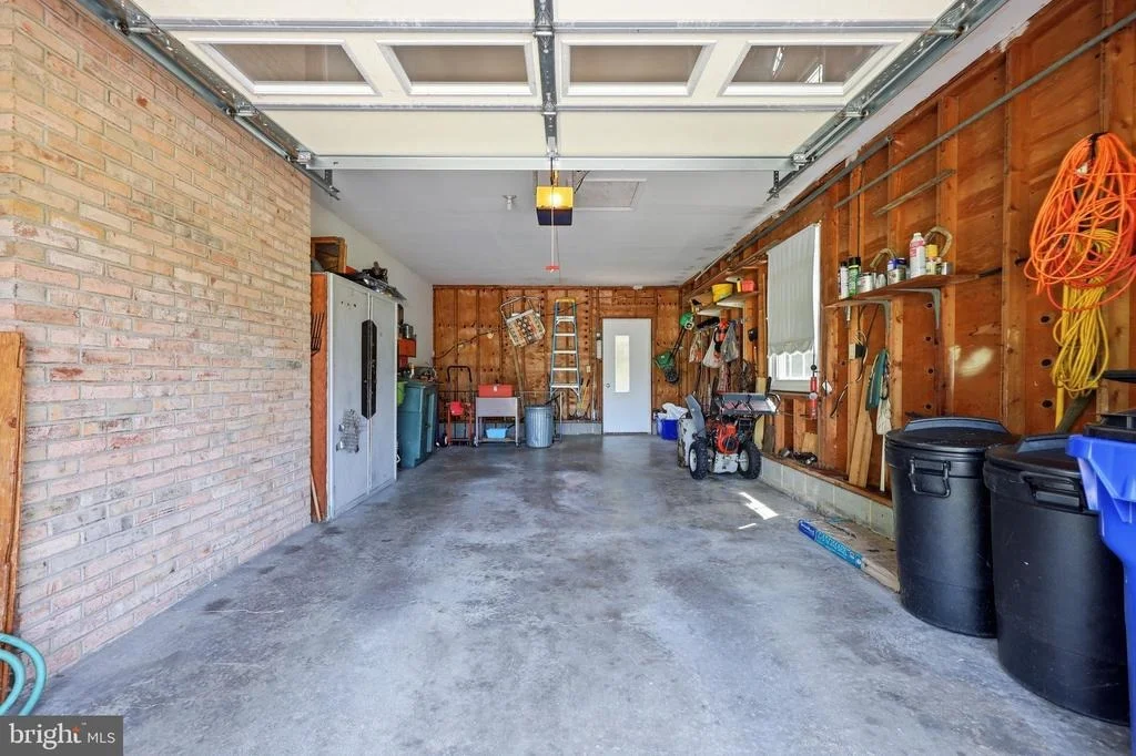 Photo of 8117 RUNNYMEADE DRIVE