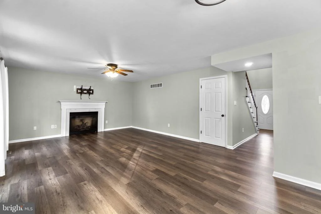 Photo of 1877 GARRETT ROAD