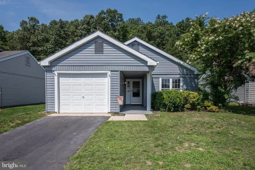 Photo of 116 BUCKINGHAM DRIVE