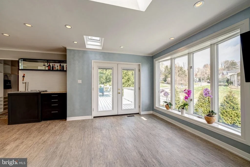 Photo of 6202 NETHERCOMBE COURT