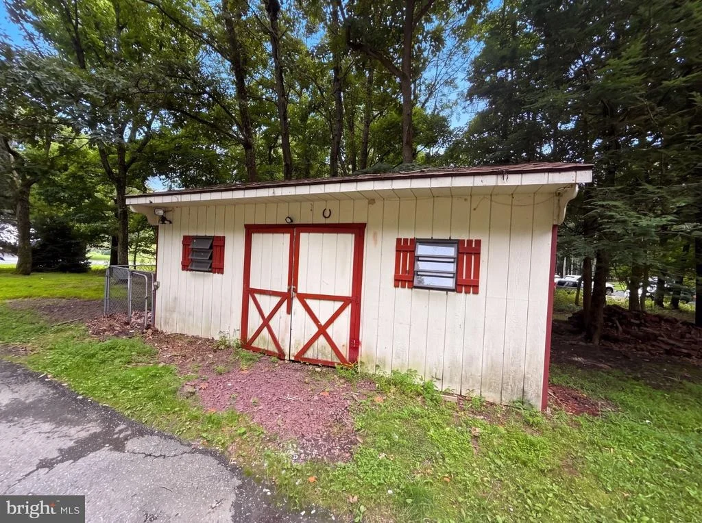 Photo of 277 APACHE DRIVE