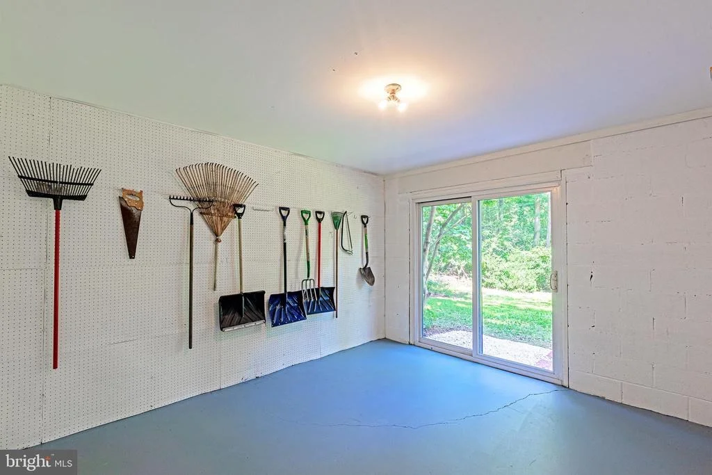 Photo of 11216 LEATHERWOOD DRIVE