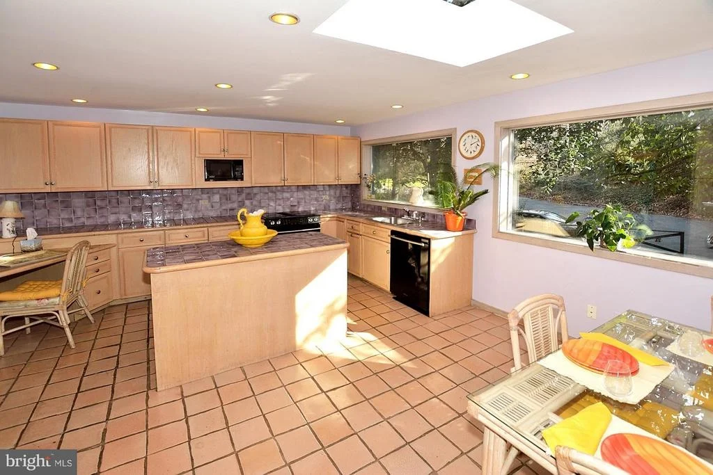 Photo of 4 BUTTONWOOD LANE