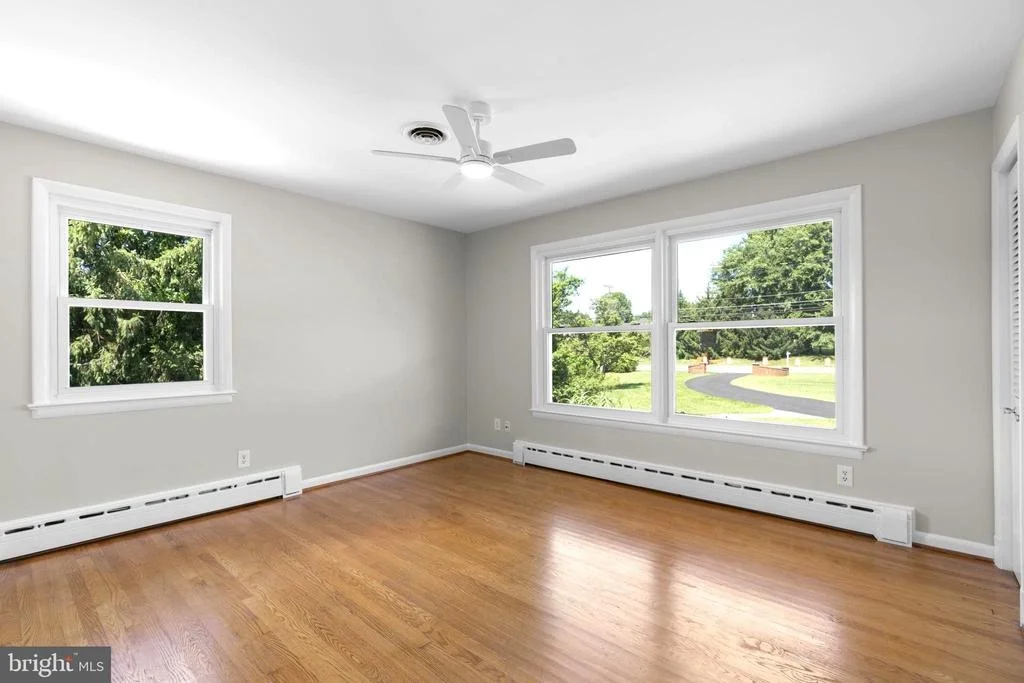 Photo of 18015 MUNCASTER ROAD