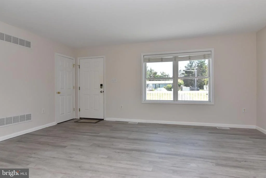 Photo of 5 LIGHTHOUSE DRIVE
