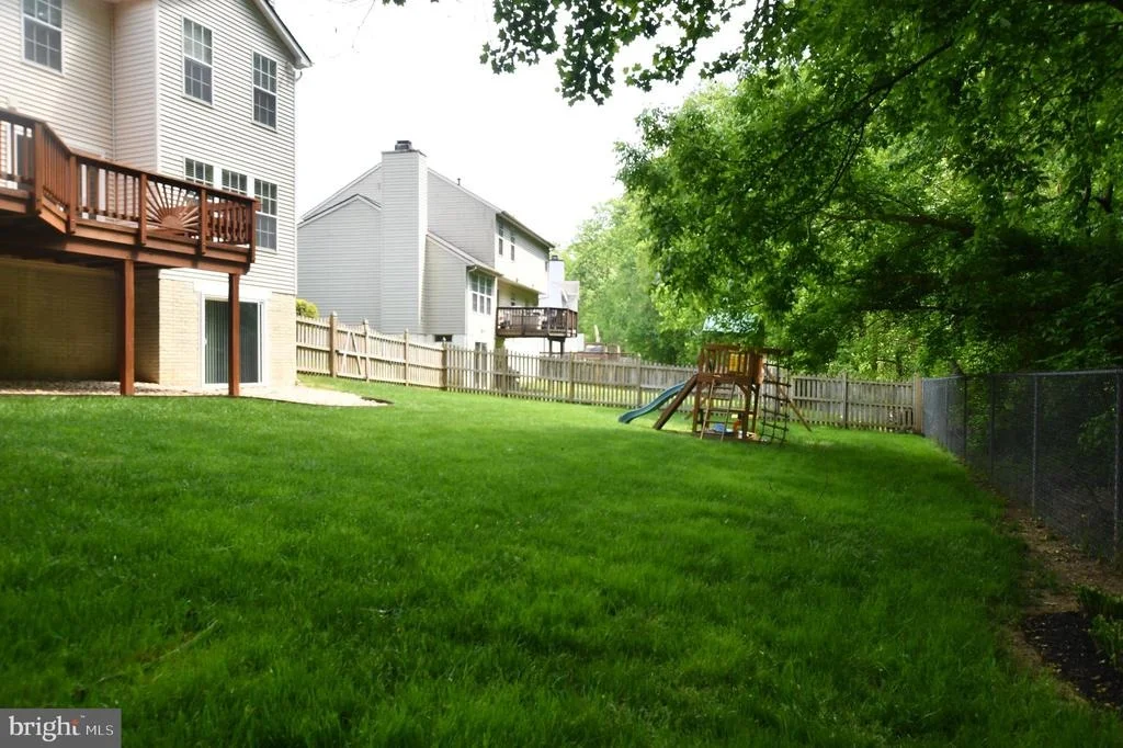 Photo of 9244 MATTHEW DRIVE