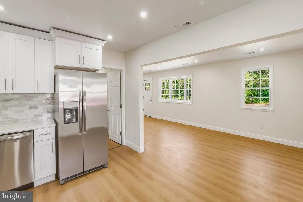 Photo of 114 S RIVER DRIVE