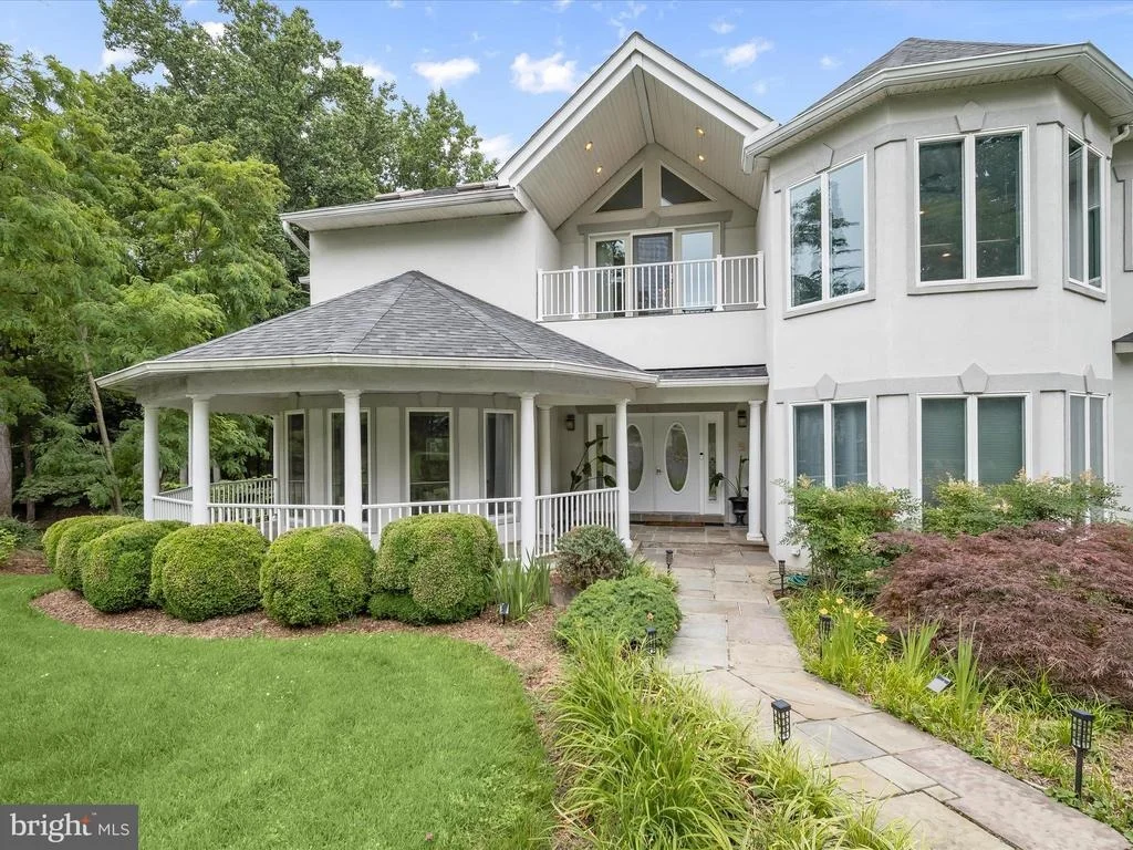 Photo of 1199 ASQUITHPINES PLACE