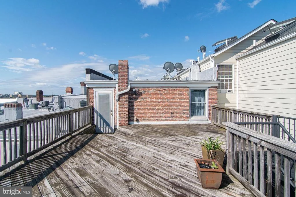 Photo of Unit 4D at 2225 EUTAW PLACE