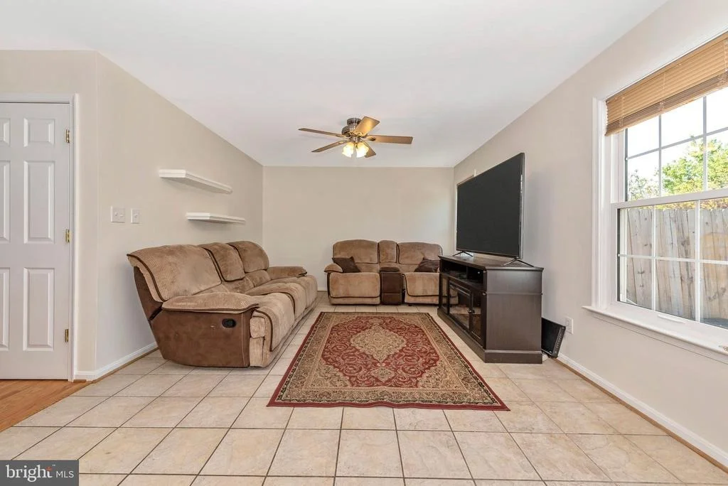 Photo of 638 BUSHYTAIL DRIVE