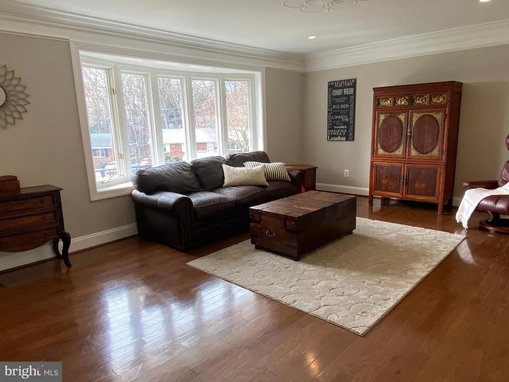 Photo of 919 JUNIPER PLACE