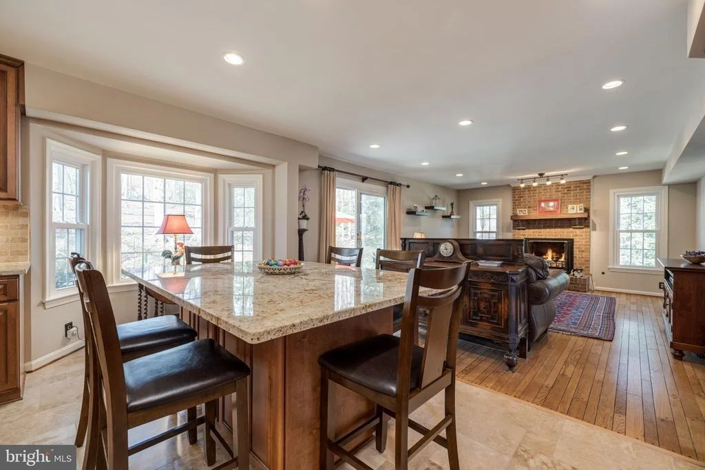 Photo of 7736 HUNTSMAN BOULEVARD