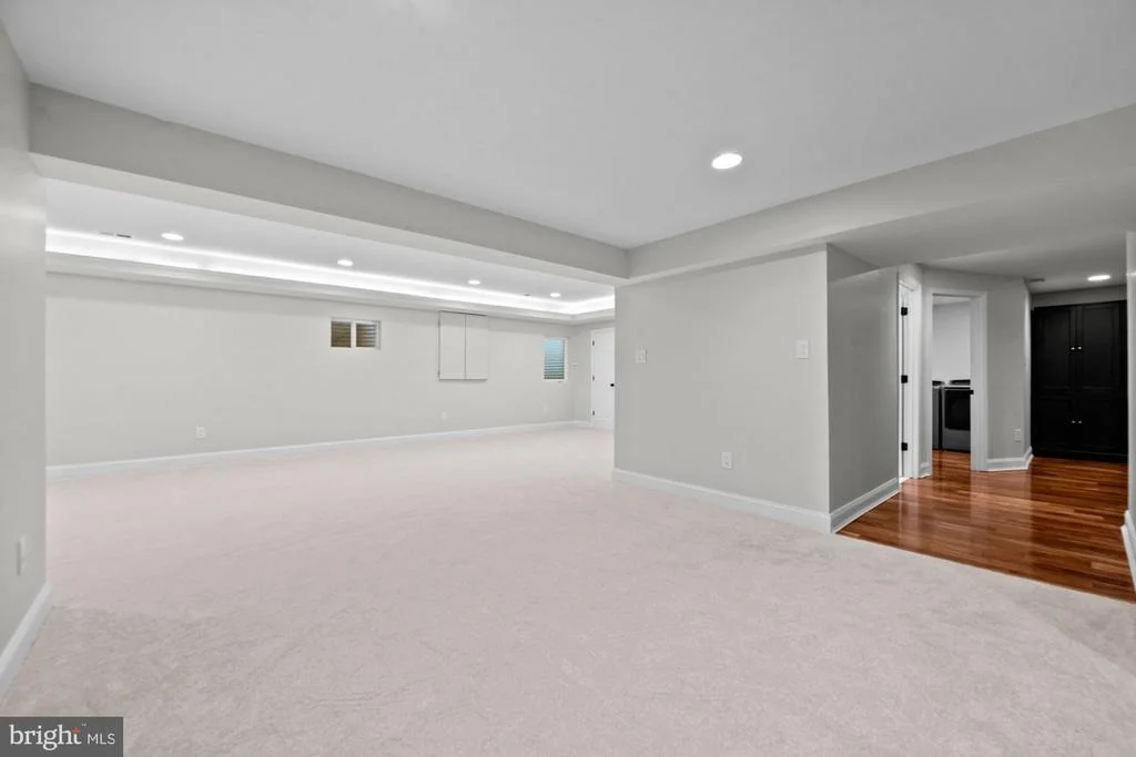 Photo of 10215 MARTINHOE DRIVE