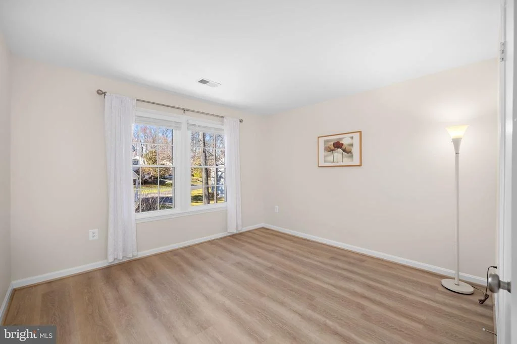 Photo of 9451 LAPSTRAKE LANE