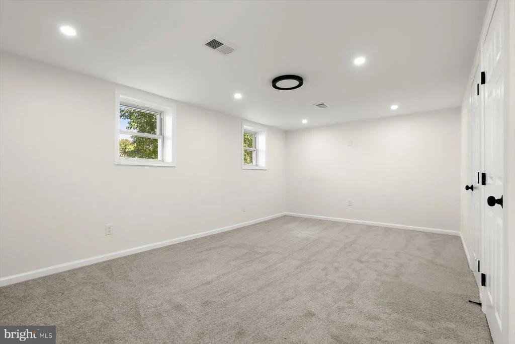 Photo of 602 LACEWOOD DRIVE